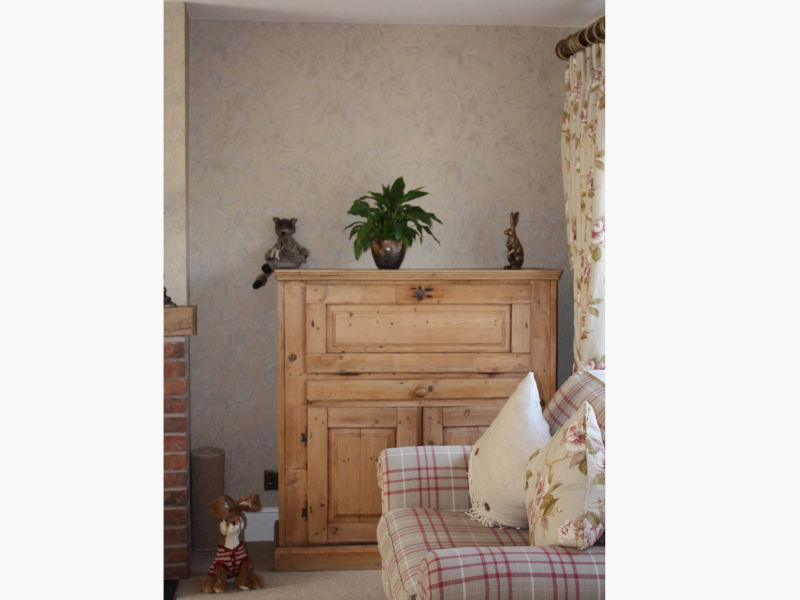 Living Room Wall Paper